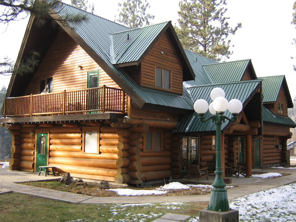 Rainbow Lake Castle Resort Принстаун Екстериор снимка