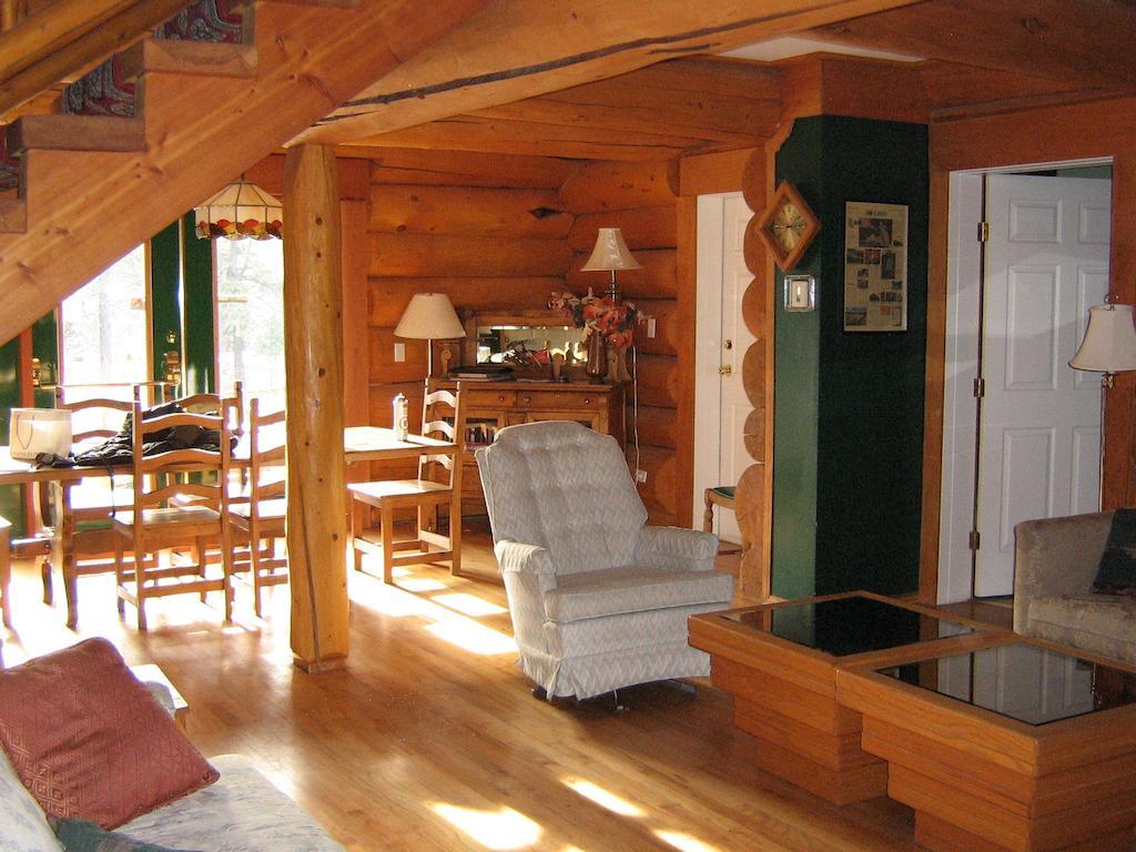 Rainbow Lake Castle Resort Принстаун Екстериор снимка